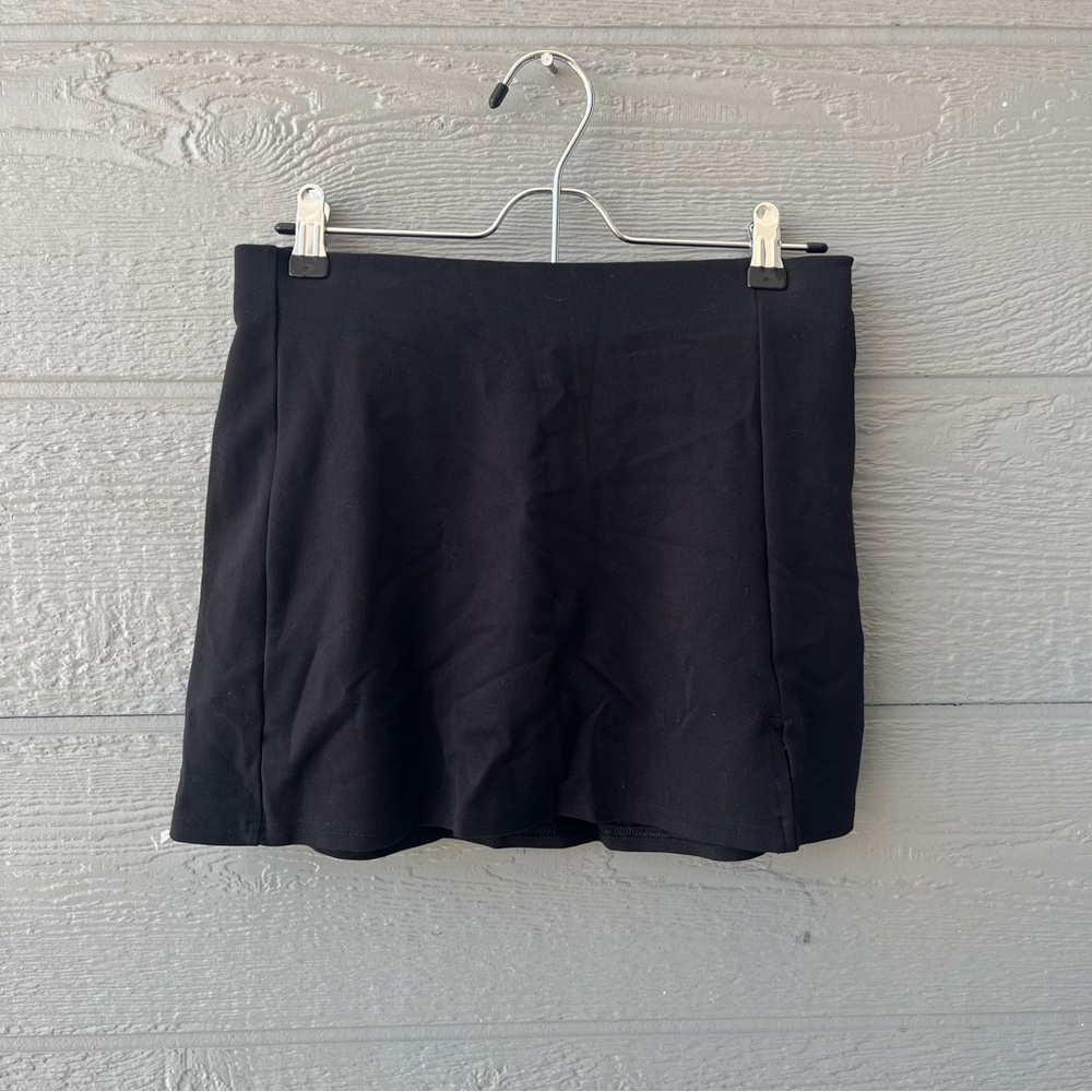 American Eagle Outfitters Black Mini Skort